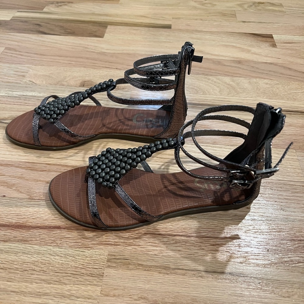 Women's Strappy Sandals - Brown and Black